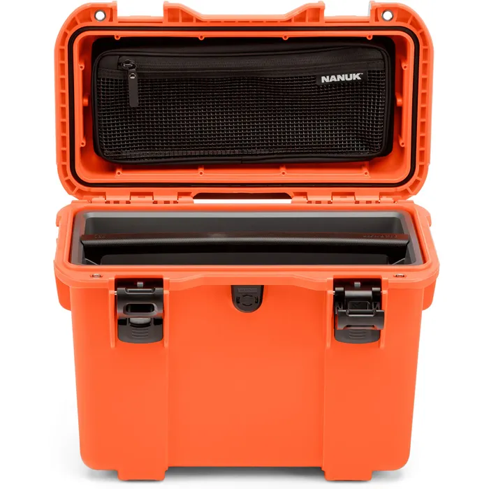 Trail 15 Compact Waterproof Hard Case - 15.9 L 15 Trail 15 Compact Waterproof Hard Case - 15.9 L