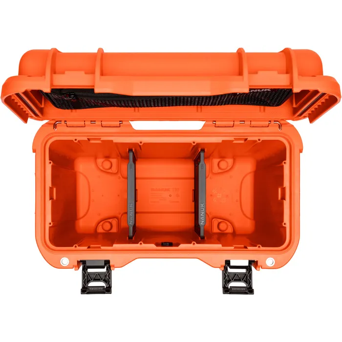 Trail 15 Compact Waterproof Hard Case - 15.9 L 18 Trail 15 Compact Waterproof Hard Case - 15.9 L
